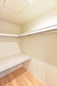 ゼフィール 306号-6