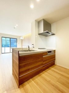 アムール アドニス 101号-6