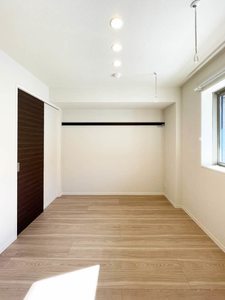 アムール　アドニス 202号-8