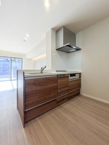 ウェルビー 105号-2