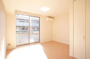 メゾン・ド・クレマティス 102号-4