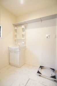 グラディーナ 103号-9