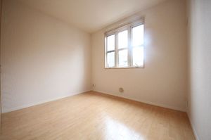 シャーメゾン　南台 201号-5