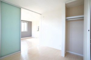 メゾン・ド・秋桜 201号-5