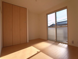 ヴィラ・アーブⅣ 202号-4