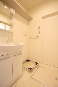 イーストコート 102号-9