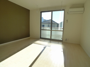 Ｌｉｌｙ　Ｂｅｌｌ 203号-2