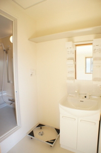 カサ　マロン 203号-4