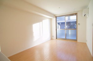 メープル コート ウエスト 102号-2