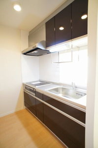 メープル コート ウエスト 102号-4