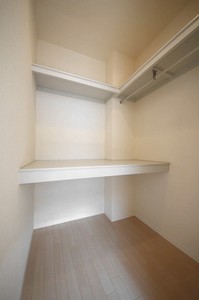 ラウレア　Ⅱ 102号-5