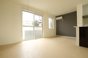 ウィスタリア 101号-2