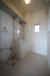 ウィスタリア 202号-9