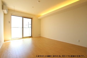 グラン・メゾン 303号-3