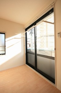 ラ・グラシューズ 201号-11