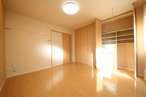 エスポワールⅤ 101号-4