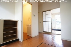 ホワイトシャトル　島田 103号-6