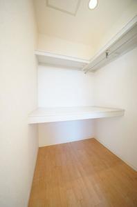 シャーメゾン花みずき 203号-8