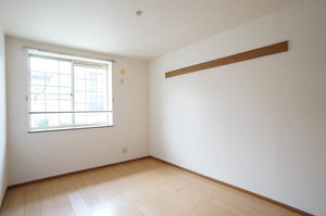 ヴィラ　フェルト 201号-3