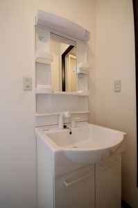 栄ロイヤルハイツ 101号-9