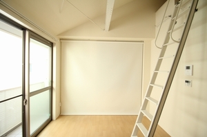 パレスエルクレアⅡ 203号-4