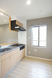 セントラル　ヴィレッジ　Ｂ 201号-4