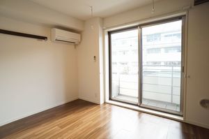 グランエイト 新都心 303号-2