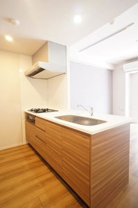 サンシャインヒルズ　１ 103号-4