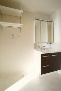 カーラ　ブランシェ 301号-8