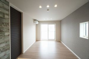 ヴィラ　フェリシア 303号-3