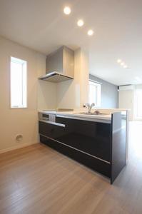 ヴィアソーレ大宮公園 201号-4