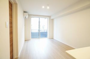 アウローラ・エム 102号-3