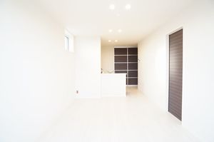 アウローラ・エム 301号-2