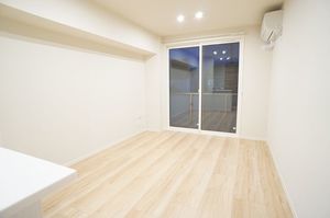 シャーメゾン　プルーシャ 205号-3