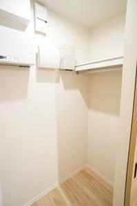 シャーメゾン　プルーシャ 205号-5