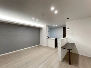 サンヴァリエ 三橋 103号-2