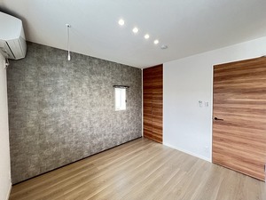 クレセント本郷　Ⅵ 203号-4