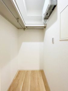 クレストタウン新都心 302号-4