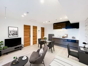 クレストタウン新都心 303号-2