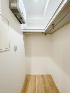 クレストタウン新都心 305号-4