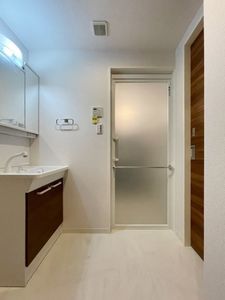 ロベリア西大宮 303号-7