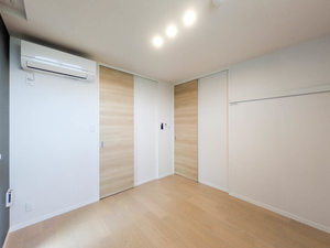 ヴィラ　スワスティ 201号-5