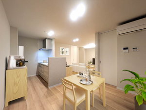 ノエル　盆栽陸橋 203号-3