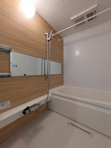 ノエル　盆栽陸橋 203号-7