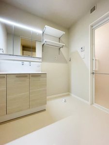 ノエル　盆栽陸橋 303号-9