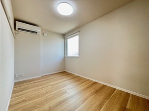 メゾン　ド　スリジエ 201号-6