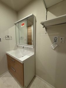 シャトー ワイエス 202号-4