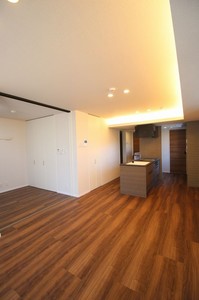 セゾレーナ 203号-2