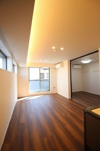 セゾレーナ 203号-4