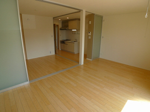 マストライフ浦和前地Ⅱ 102号-2